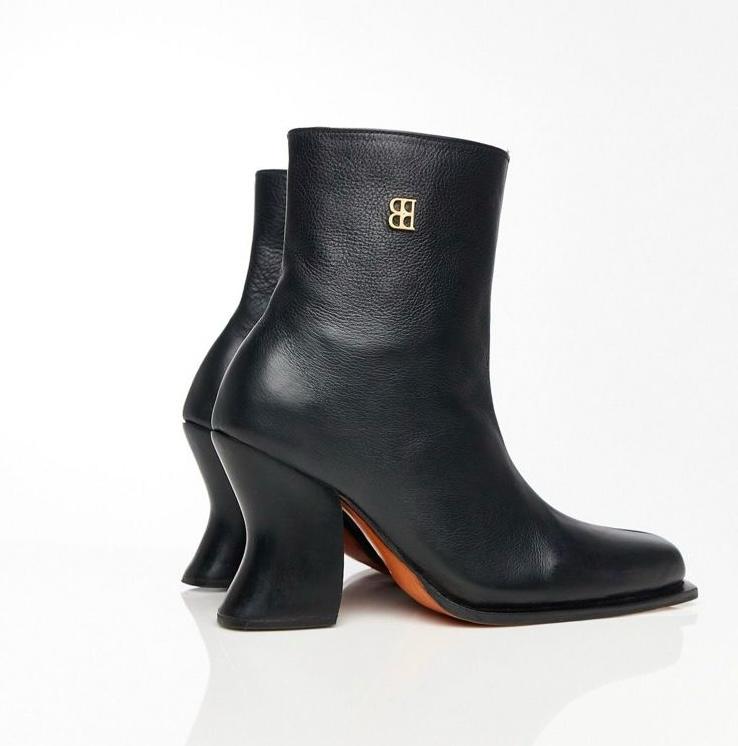 HALF MOON BOOT