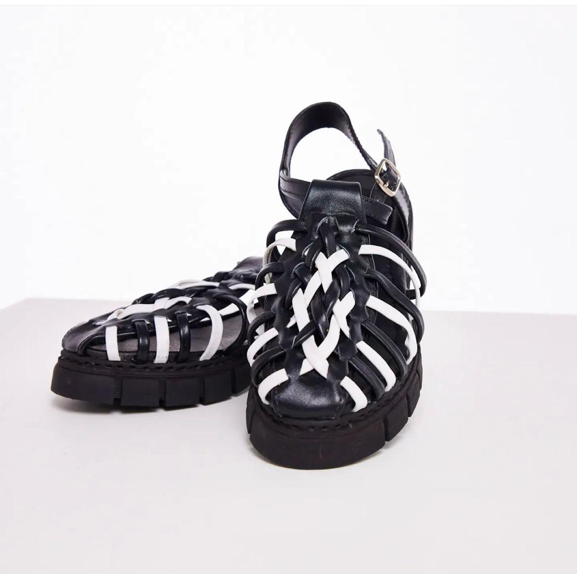 BRAIDED SANDAL