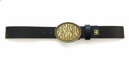 BLACK BELT WITH STRIPED BUCKLE