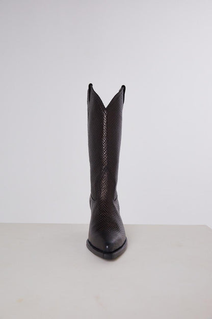 ELE BOOTS