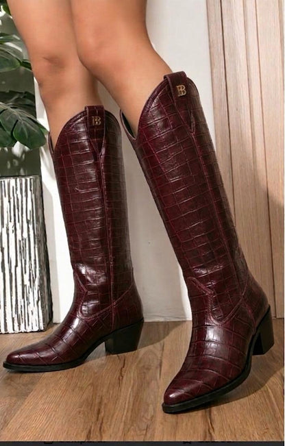 CONNIE BOOTS (EXTRA ALTAS)
